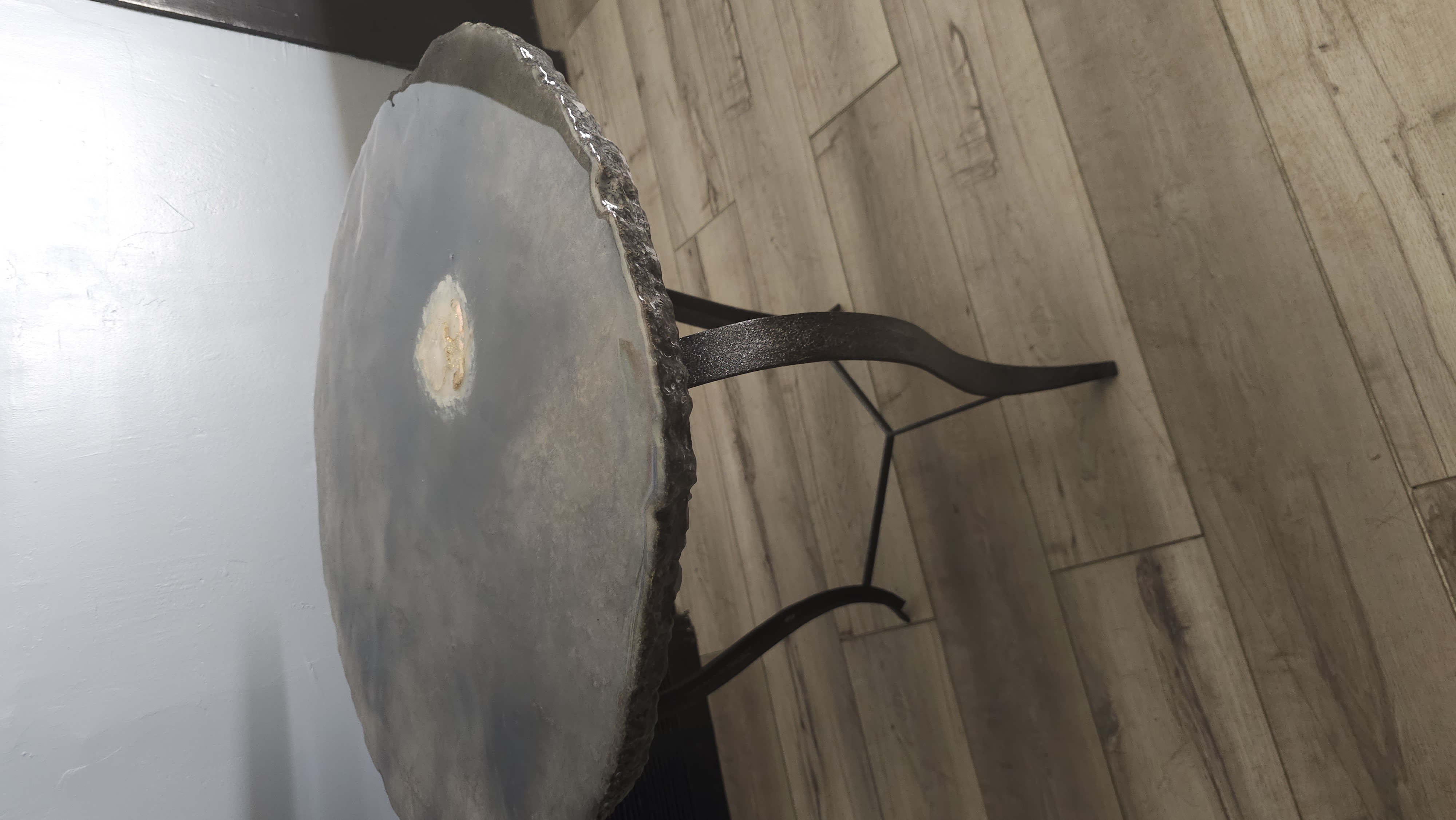 Meteor concrete table full view thumbnail